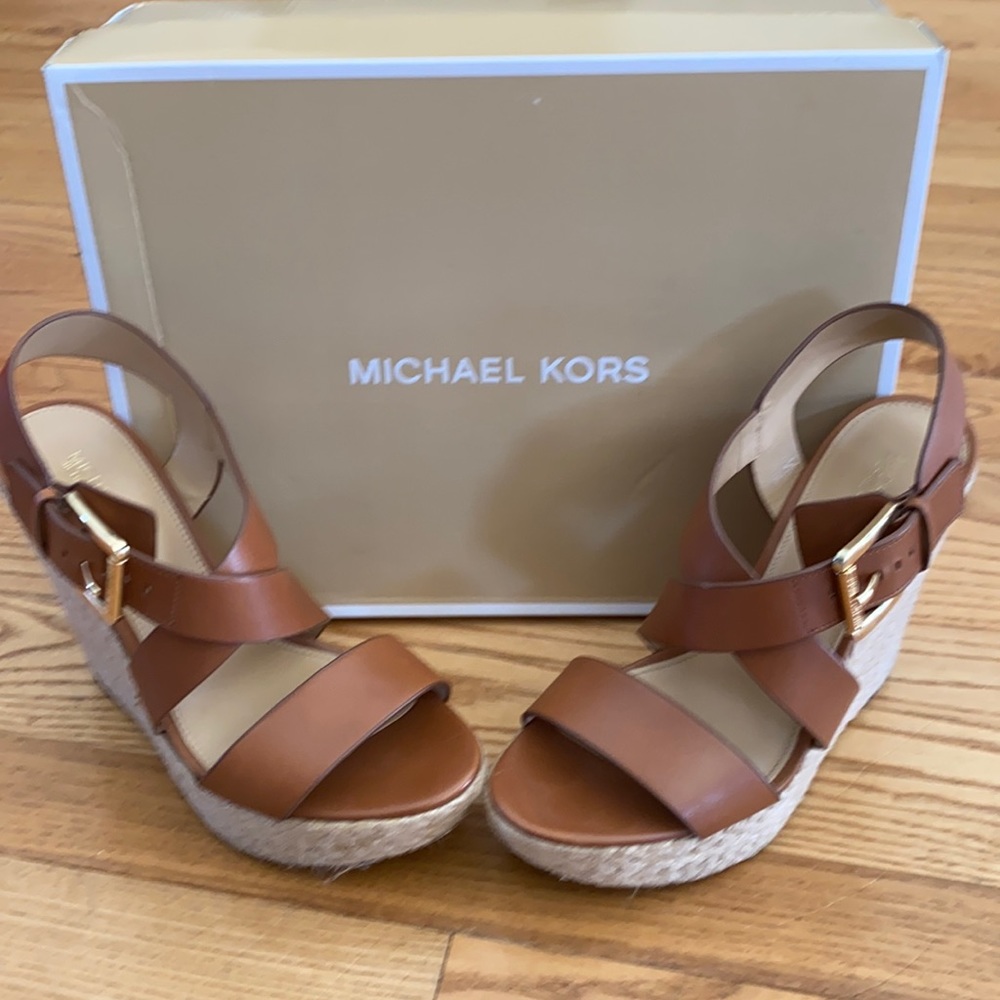 Michael Kora Brown Wedges